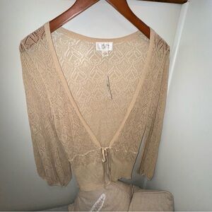NWT, Gorgeous, Loft, size small, delicate cardigan.